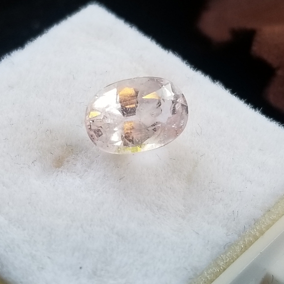 Natural unheated 1.45ct pale pastel pink sapphire from Madagascar - Picture 4 of 16